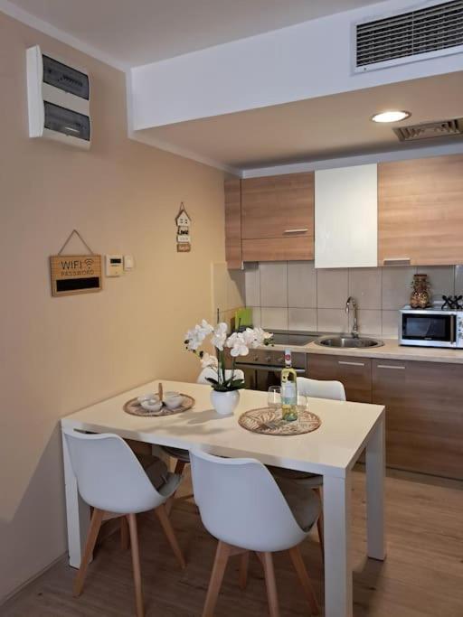 Holiday Home Apartment Budva Exterior photo